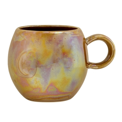 Keramikbecher in Regenbogentönen