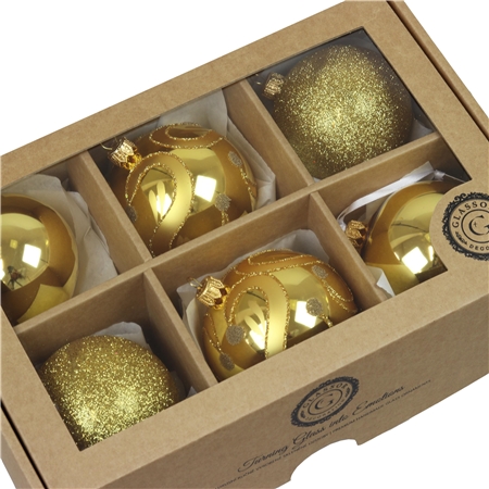 Satz goldene Weihnachtskugeln mit Glitzer