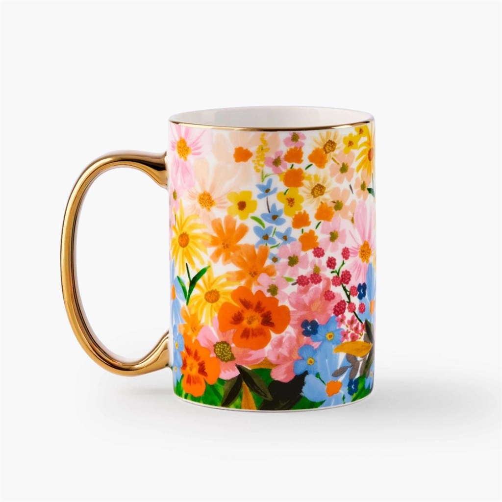 Blumenbecher mit goldenem Henkel