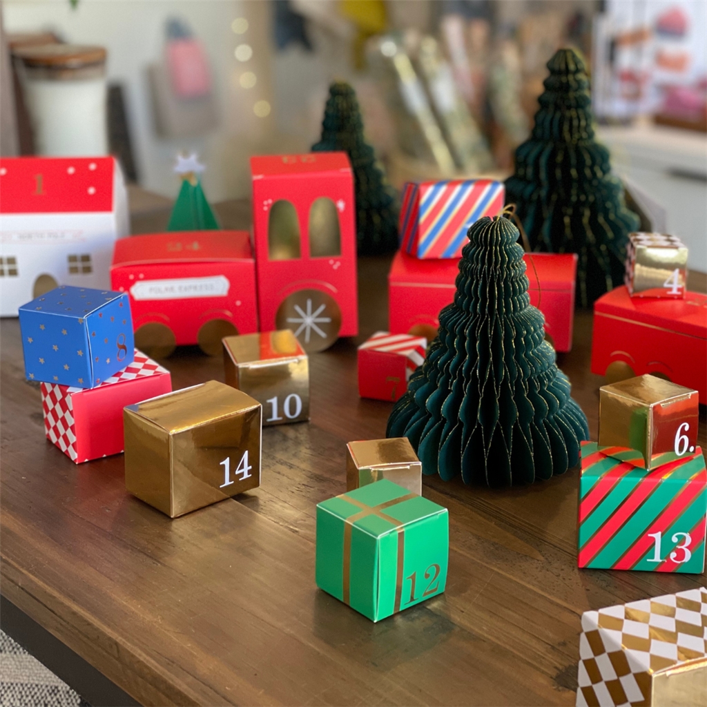 Adventskalender mit Zügen