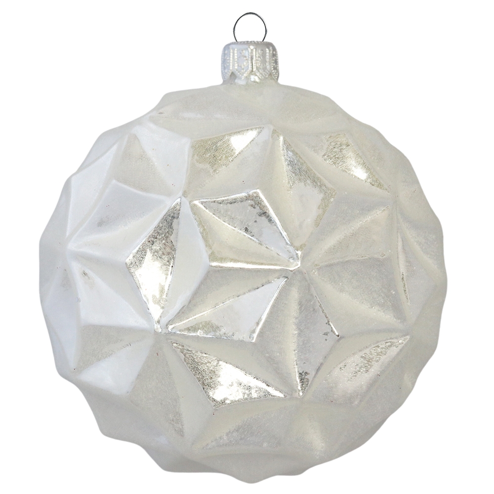 Glaskugel mit der Illusion geometrischer Flocken
