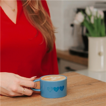 Becher mit Herz blau Dekor von Glassor