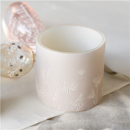 Beige Laterne mit Blumendekoration