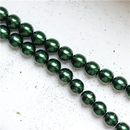 Kette aus Glasperlen grün